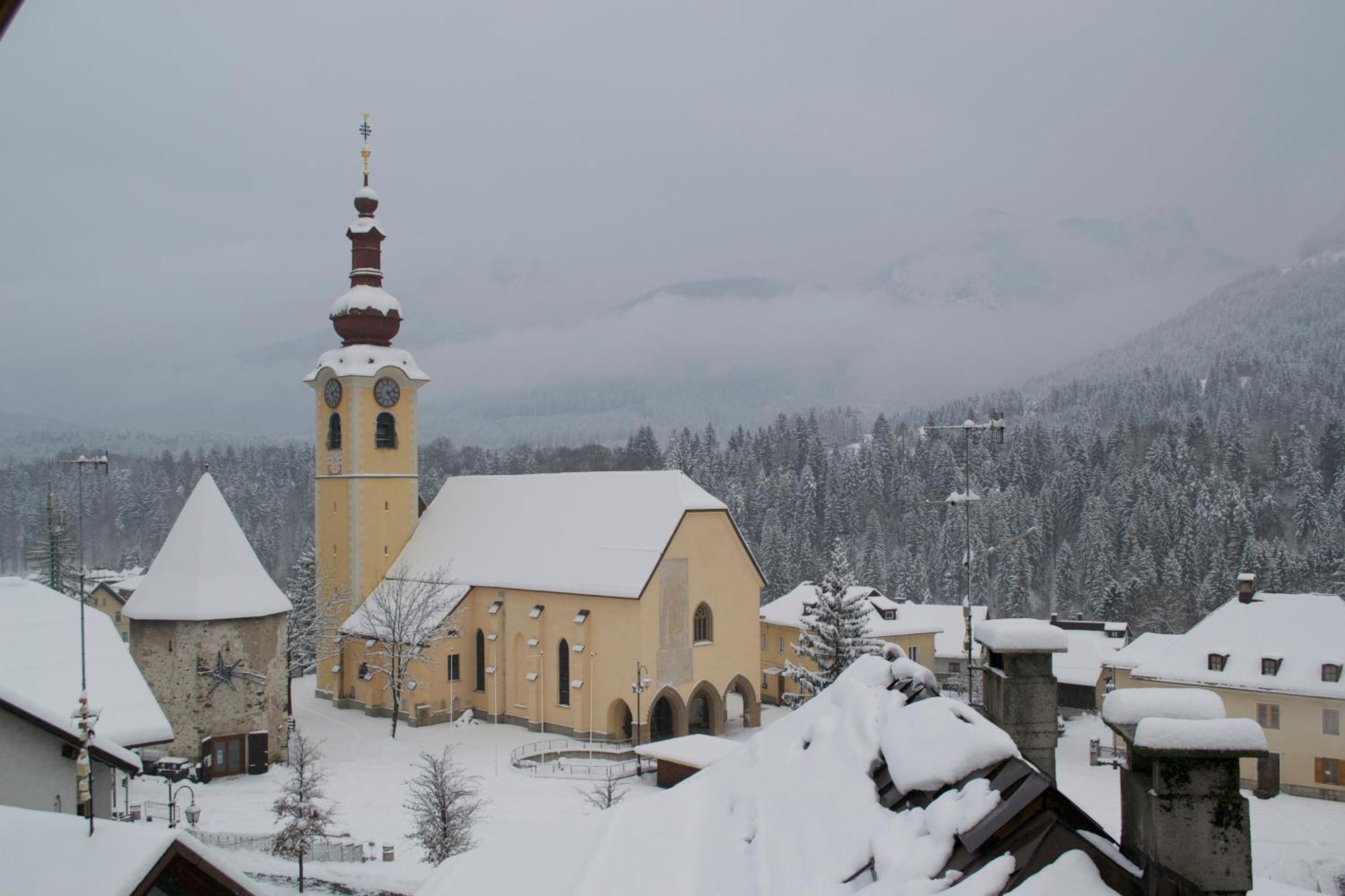 Hotel Raibl E Appartamenti Tarvisio Exterior foto